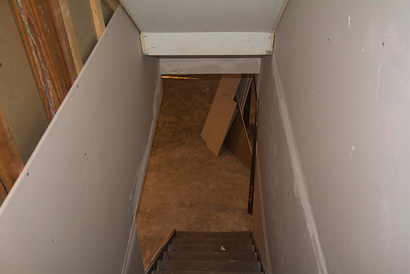 20170615a_basement_buildout-3