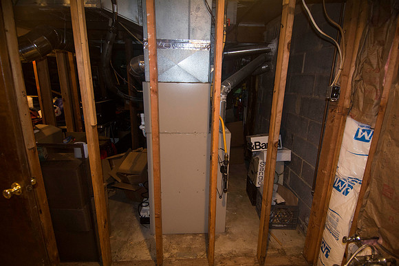 20170615a_basement_buildout-16