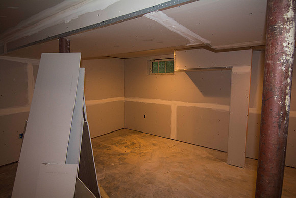 20170615a_basement_buildout-9
