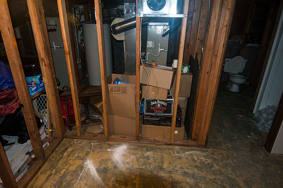 20170615_basement_buildout-15